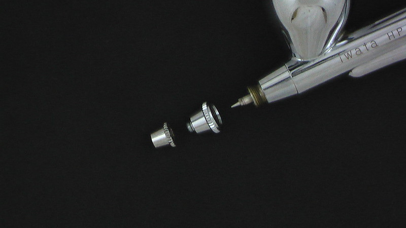 iwata_airbrush_nozzle