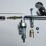 iwata_airbrush_disassembled